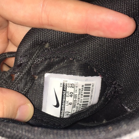 NIKE GRAY ROSHI RUNS - Picture 4 of 4